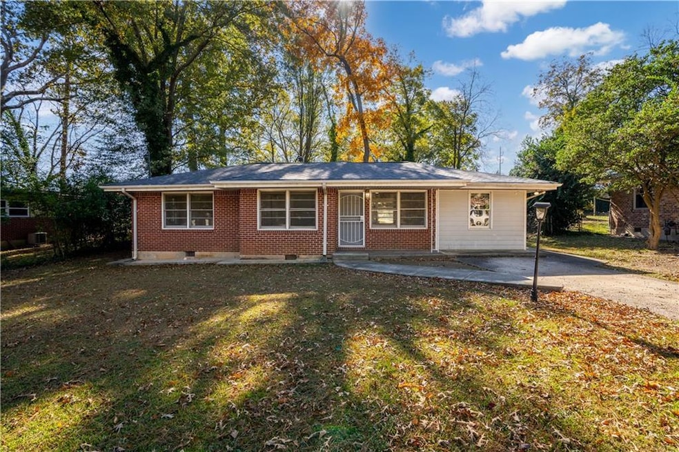 2868 Belaire Cir, Atlanta, GA 30340 - photo 1