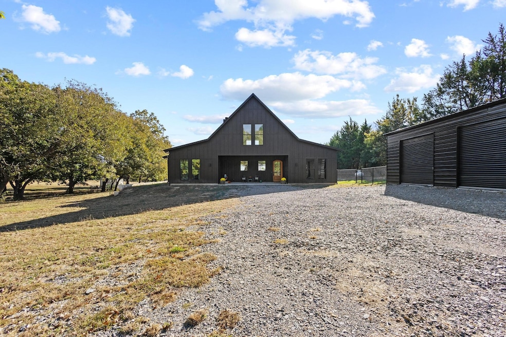 430 Washburn Rd N, Bells, TX 75414 - photo 1