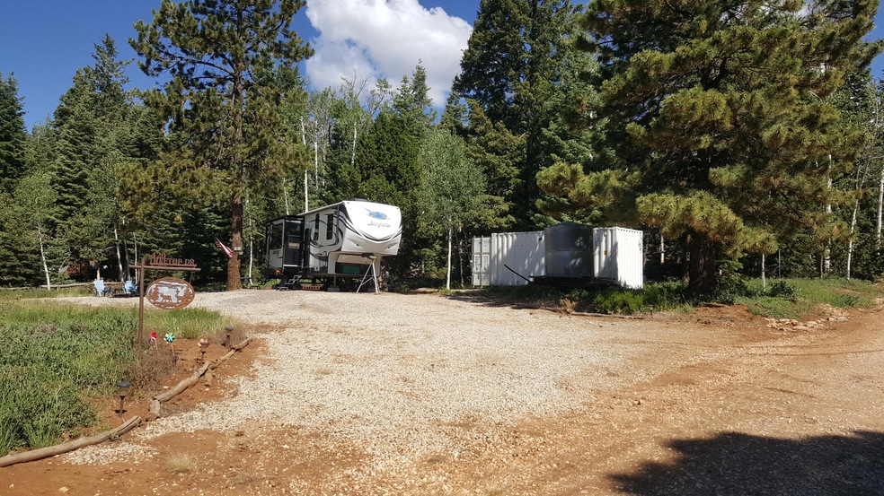 420 & 430 S Treetop Dr, Duck Creek, UT 84762 - photo 1