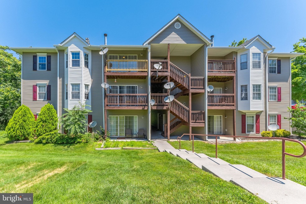 112 Timberlake Terrace unit 10, Stephens City, VA 22655 - photo 1