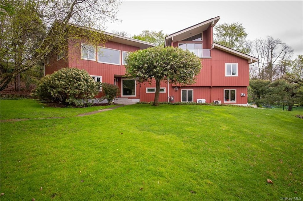 6 Grandview Ave, Cornwall On Hudson, NY 12520 - photo 1