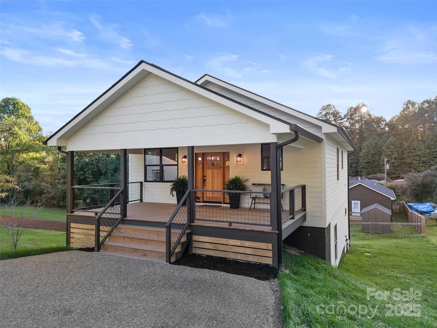 Under Contract $485,000 • Co-Listing Agent