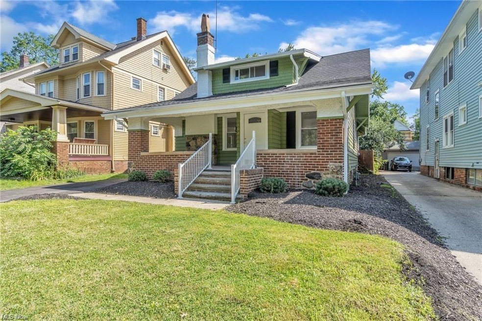 3402 Beechwood Ave, Cleveland, OH 44118 - photo 1