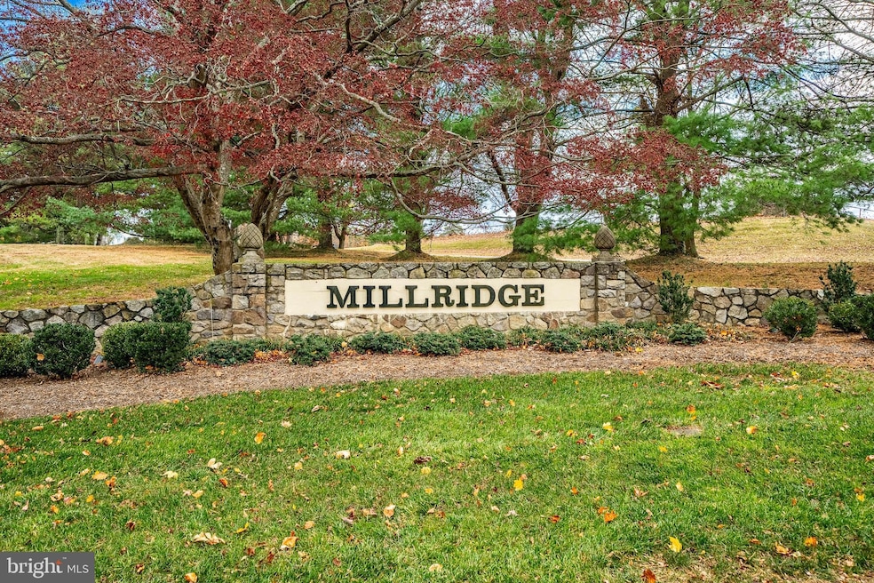 307 B B000 Summit Dr unit B, Bryn Mawr, PA 19010 - photo 1