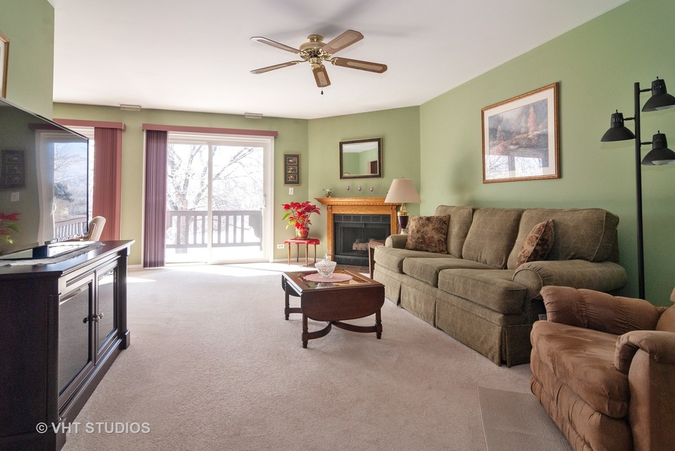 2158 Sunderland Ct unit 201B, Naperville, IL 60565 - photo 1