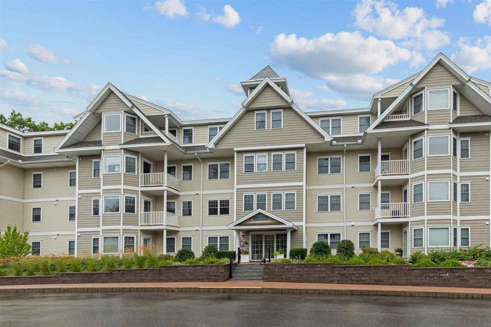 3 Sterling Hill Ln unit 334, Exeter, NH 03833 - photo 1