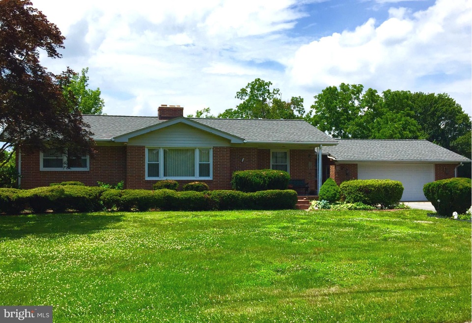 7 Pleasant Hill Ln, Owings Mills, MD 21117 - photo 1