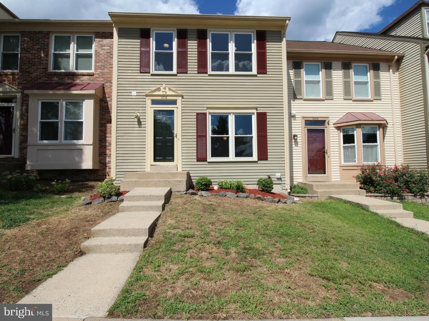 6308 Mary Todd Ct, Centreville, VA 20121 - photo 1