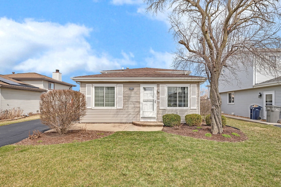 Sold $305,000