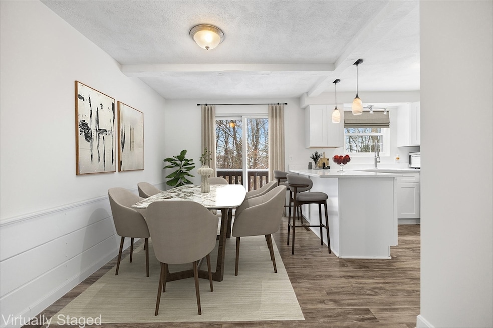 46 Pawtucket Blvd unit 37, Tyngsboro, MA 01879 - photo 1