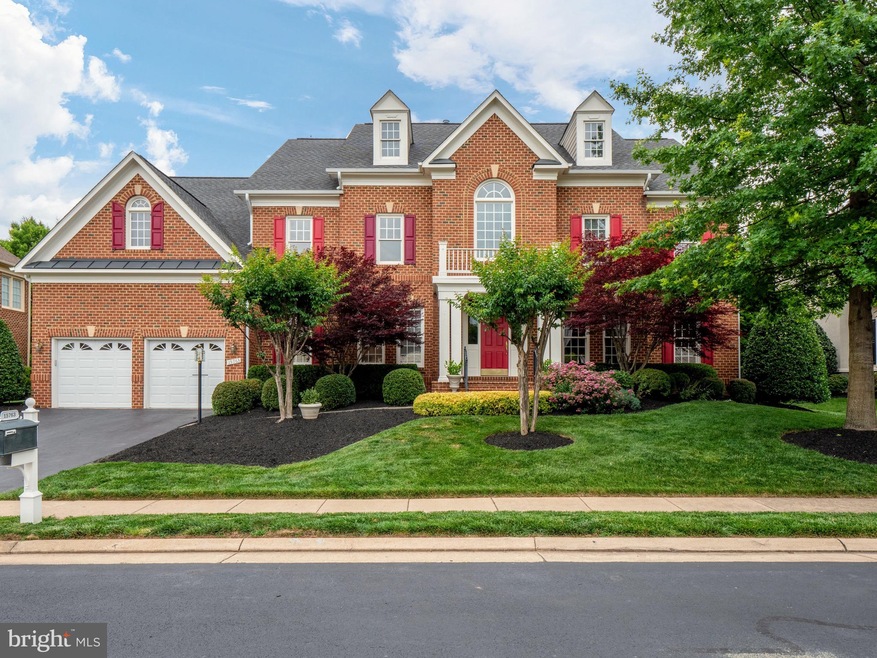 15763 Spyglass Hill Loop, Gainesville, VA 20155 - photo 1