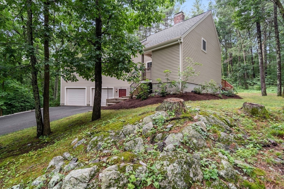 13 Franklin Cir, Northborough, MA 01532 - photo 1