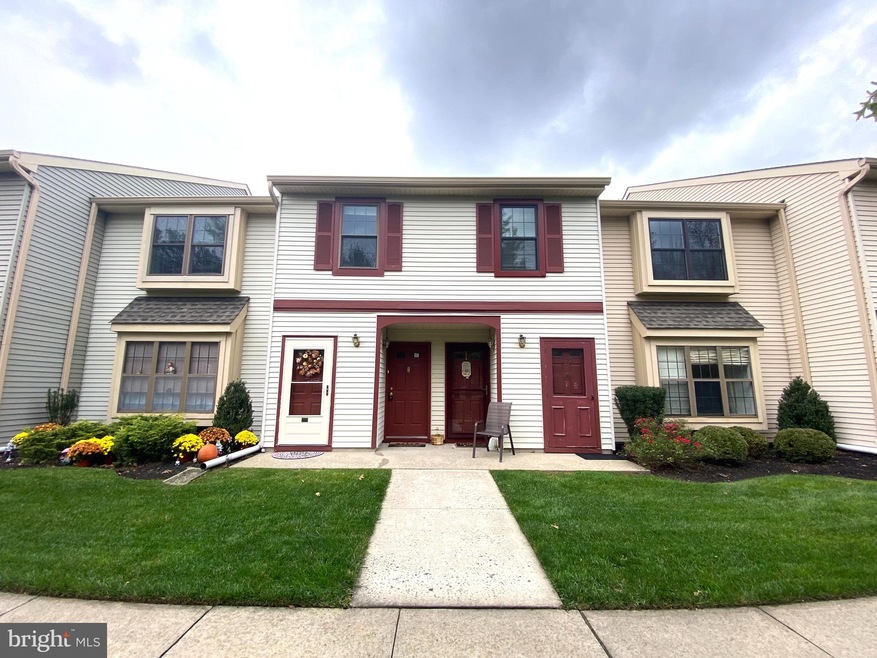 228 Wyndham Place, Trenton, NJ 08691 - photo 1