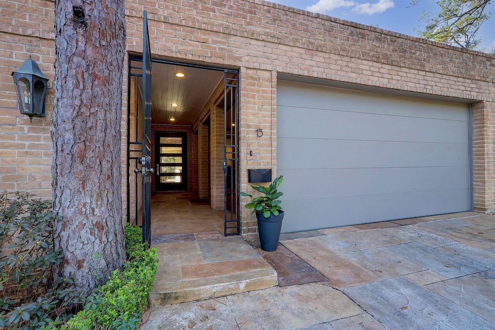 15 Bayou Shadows St, Houston, TX 77024 - photo 1