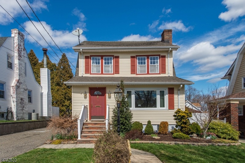 72 Dumont Ave, Clifton, NJ 07013 - photo 1