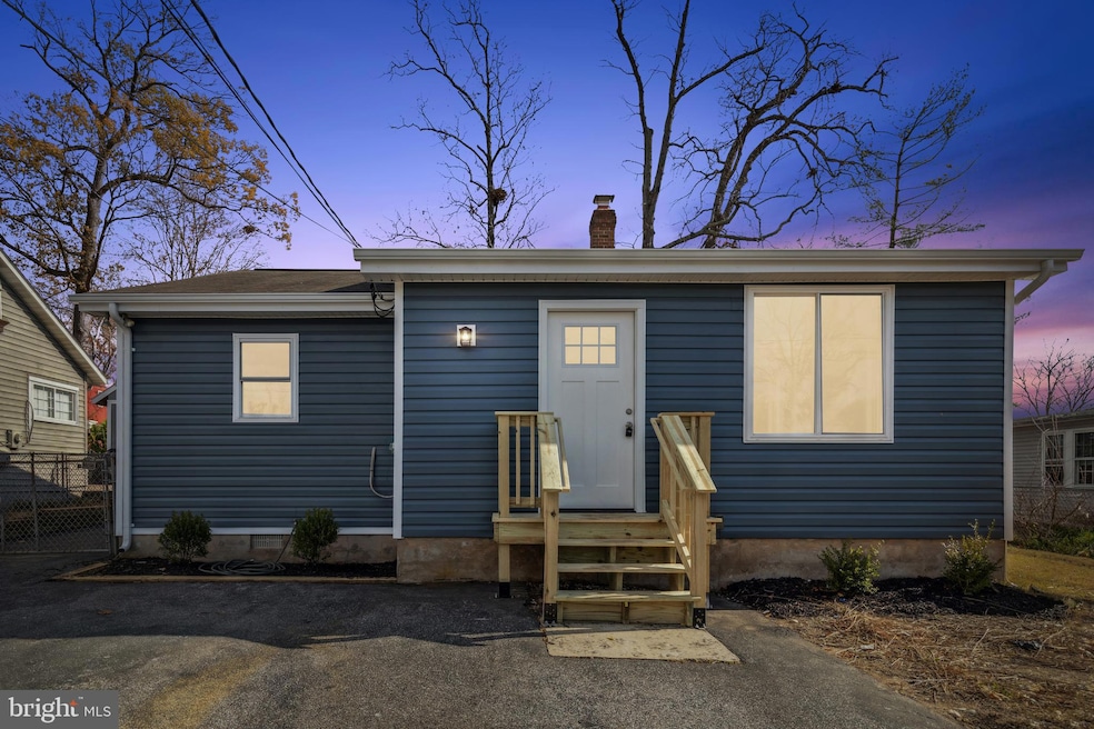 1821 Keymar Rd, Edgewater, MD 21037 - photo 1