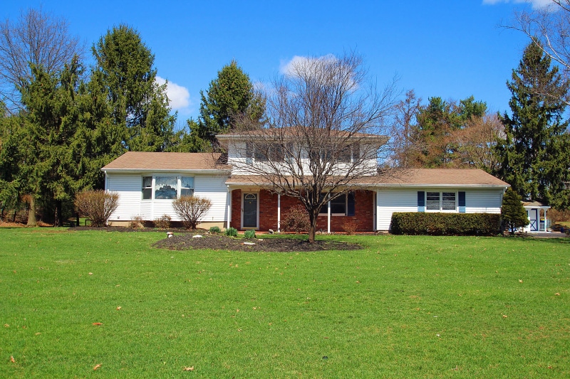 12 Country Club Dr, Ringoes, NJ 08551 - photo 1