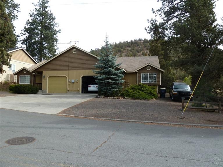 1000 NE 12th St, Bend, OR 97701 - photo 1