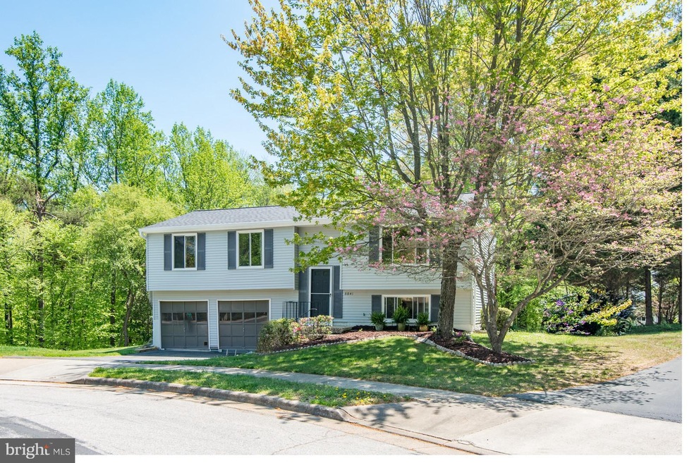 8841 Woodlawn Way, Springfield, VA 22153 - photo 1