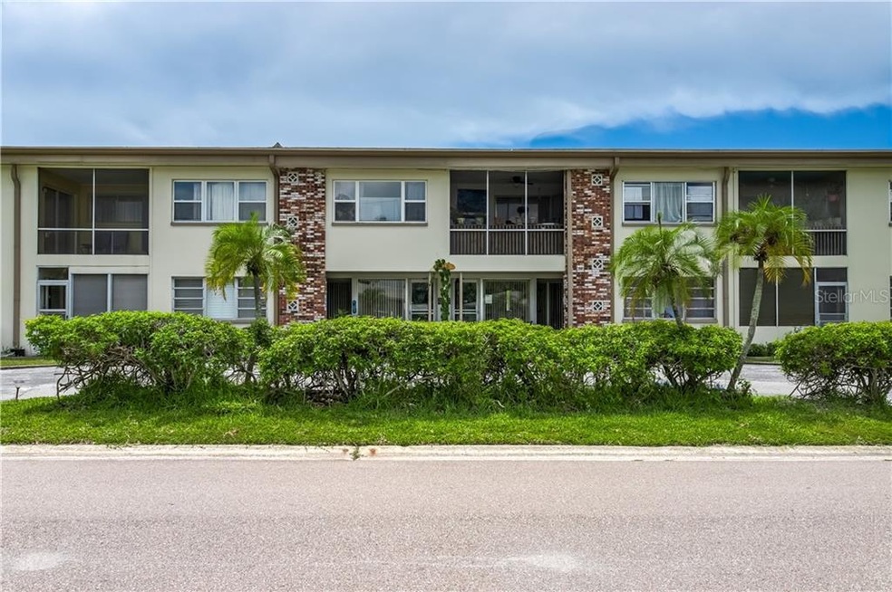 416 73rd Ave N unit 209, Saint Petersburg, FL 33702 - photo 1