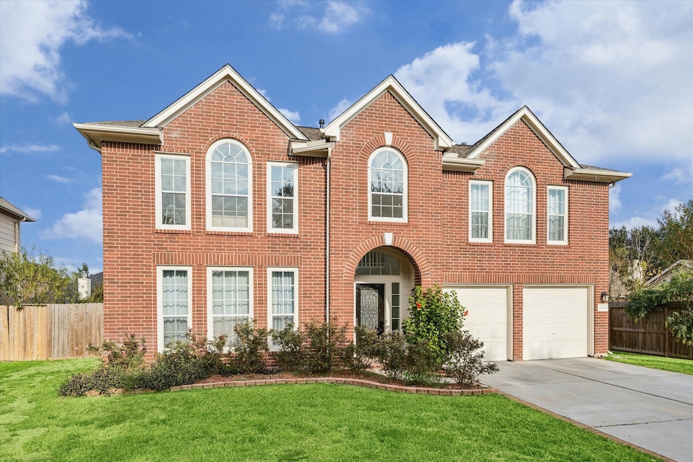 11306 Avon Place, Houston, TX 77066 - photo 1