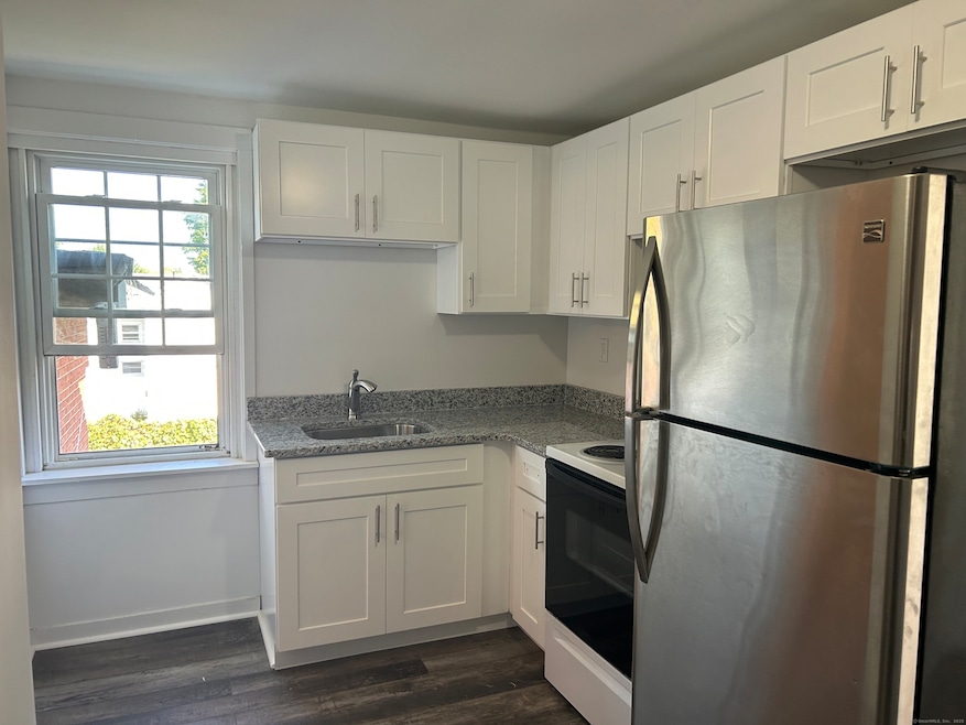 For Rent $1,375/month