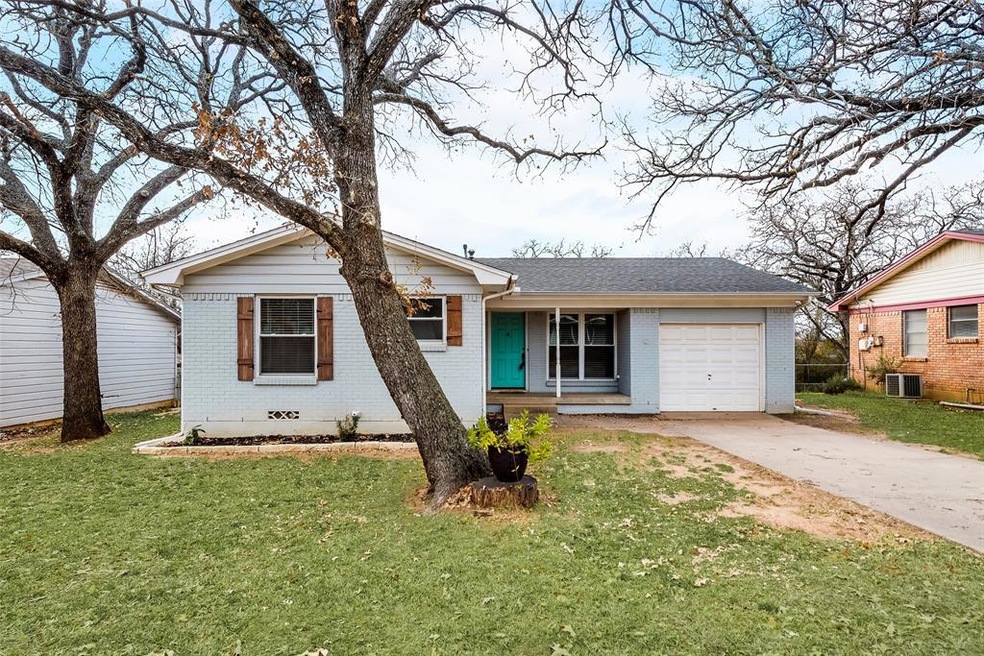 2006 Jacqueline Dr, Denton, TX 76205 - photo 1