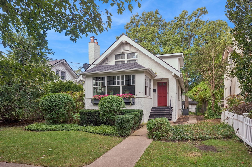 228 Poplar St, Winnetka, IL 60093 - photo 1