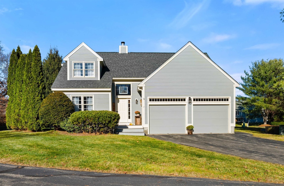 7 Fox Run Rd, Amherst, NH 03031 - photo 1