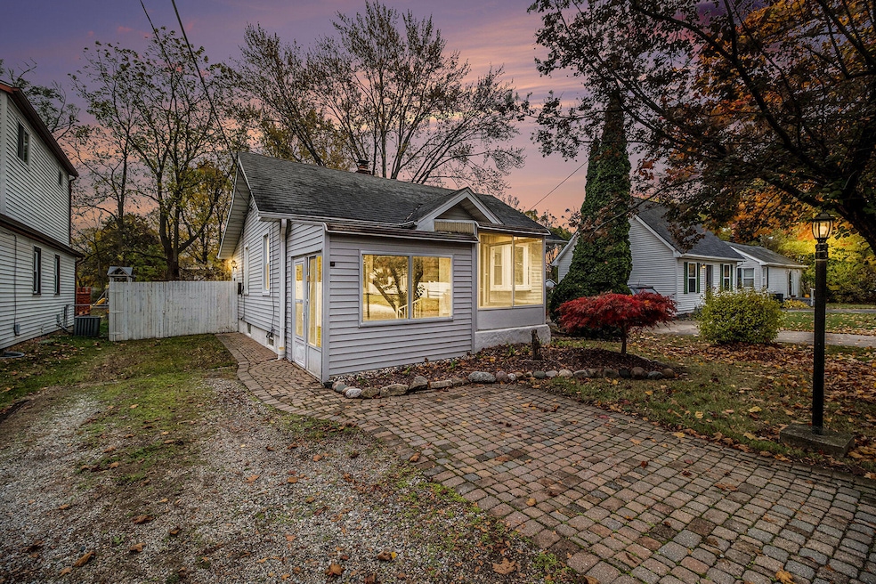 For Sale $205,000 • Co-Listing Agent