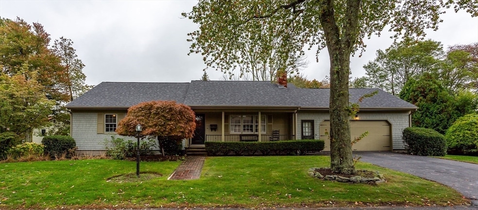 84 Thomas Dr, Somerset, MA 02726 - photo 1