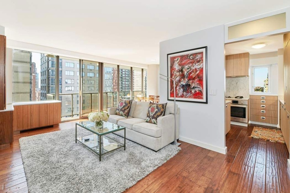 Sold $1,450,000 • Co-Listing Agent