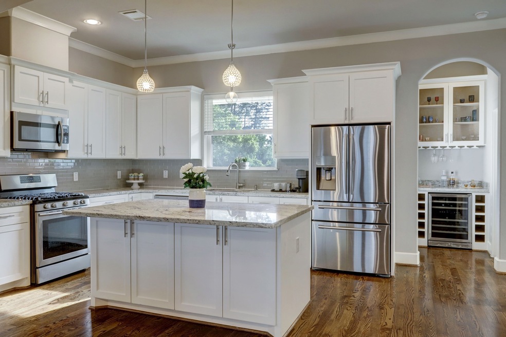 833 Wakefield Dr unit A, Houston, TX 77018 - photo 1