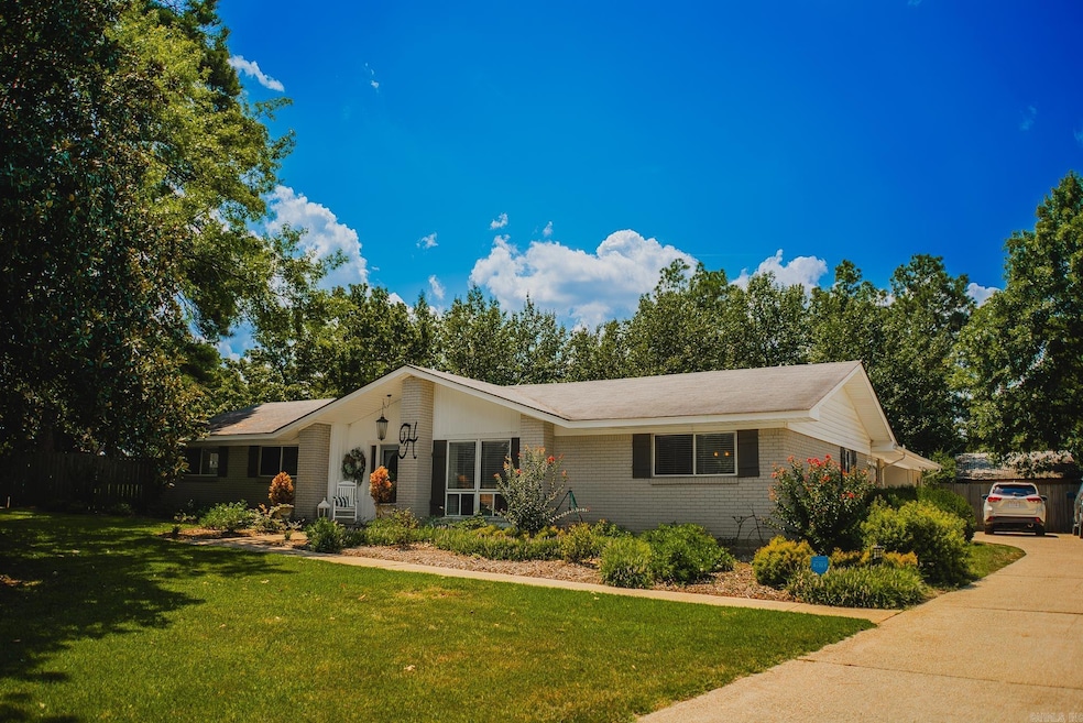 Sold $285,000