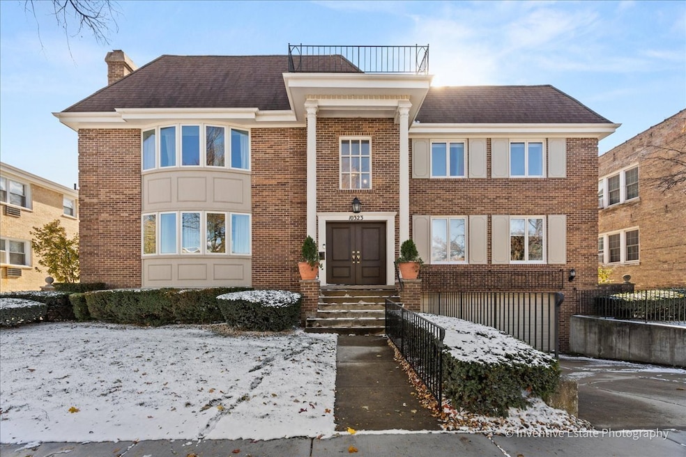 Welcome to 10323 Canterbury St, Westchester, IL