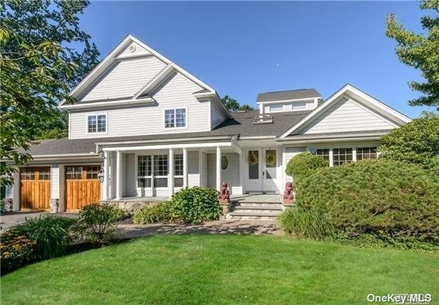 Sold $1,475,000 • Co-Listing Agent