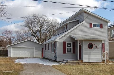 2055 Roslyn Ave, Flint, MI 48532 - photo 1