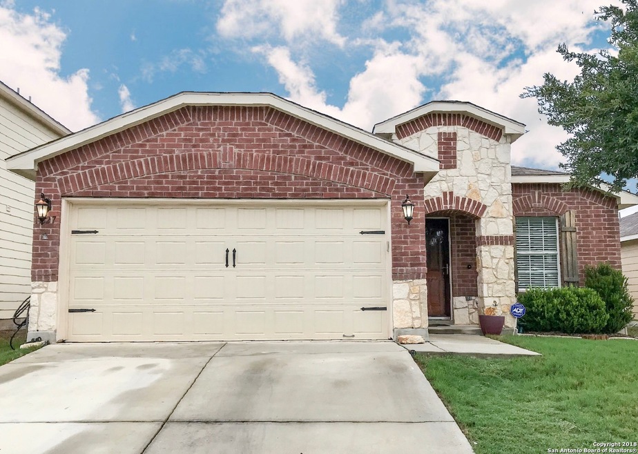 11827 Wildcat Cove, San Antonio, TX 78254 - photo 1
