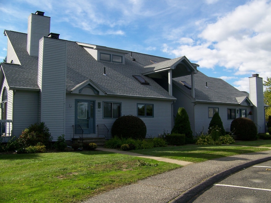 3 Pondview Dr unit H, Pittsfield, MA 01201 - photo 1