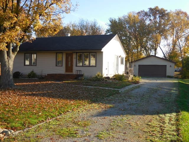 1728 Olladale Dr, Fort Wayne, IN 46808 - photo 1