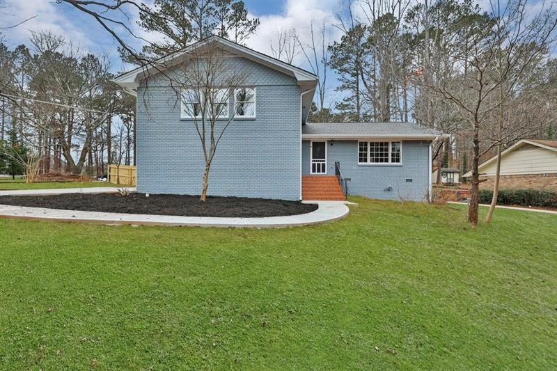 481 Beaumont Dr, Stone Mountain, GA 30087 - photo 1