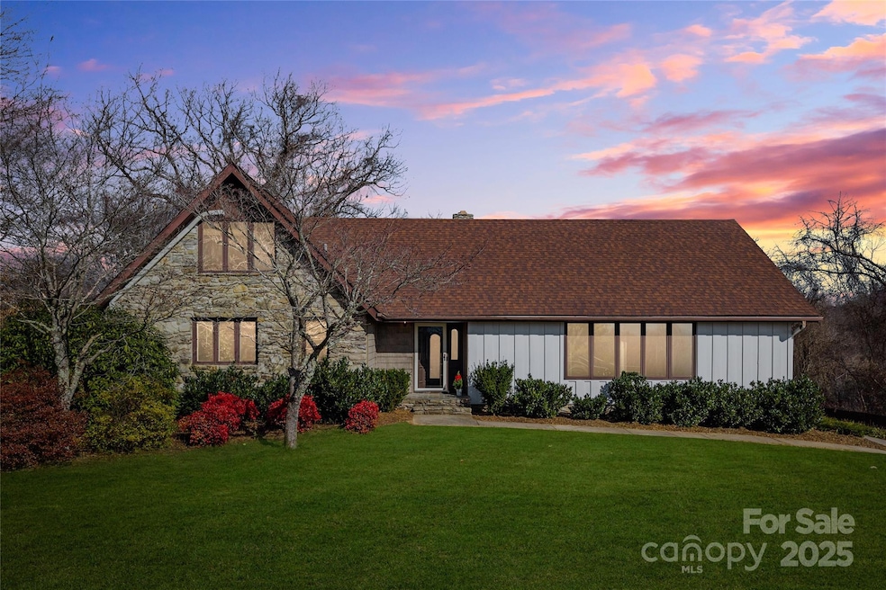 112 Hy Vu Dr, Canton, NC 28716 - photo 1