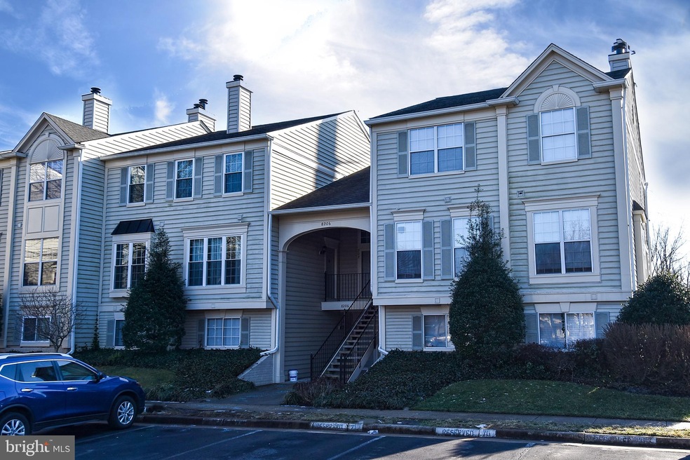 8206 Winstead Place unit 102, Manassas, VA 20109 - photo 1