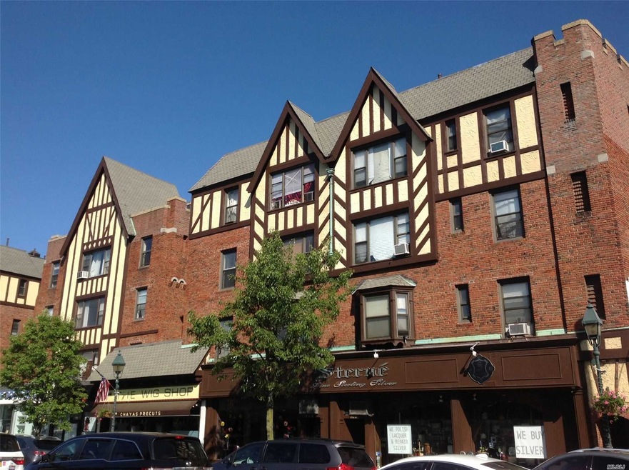 97 Cedarhurst Ave unit 3N, Cedarhurst, NY 11516 - photo 1