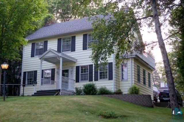 2915 E 1st St, Duluth, MN 55812 - photo 1