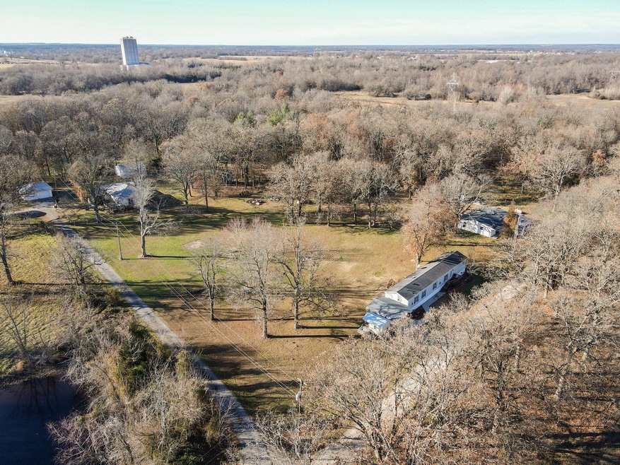 20611 Lawrence 1205-1
