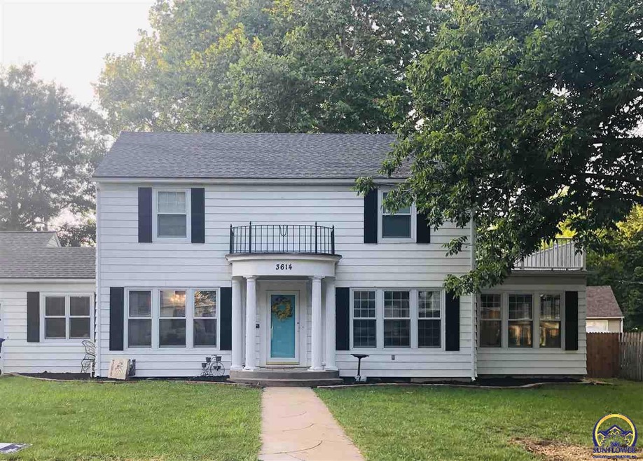 3614 SW Holly Ln, Topeka, KS 66604 - photo 1