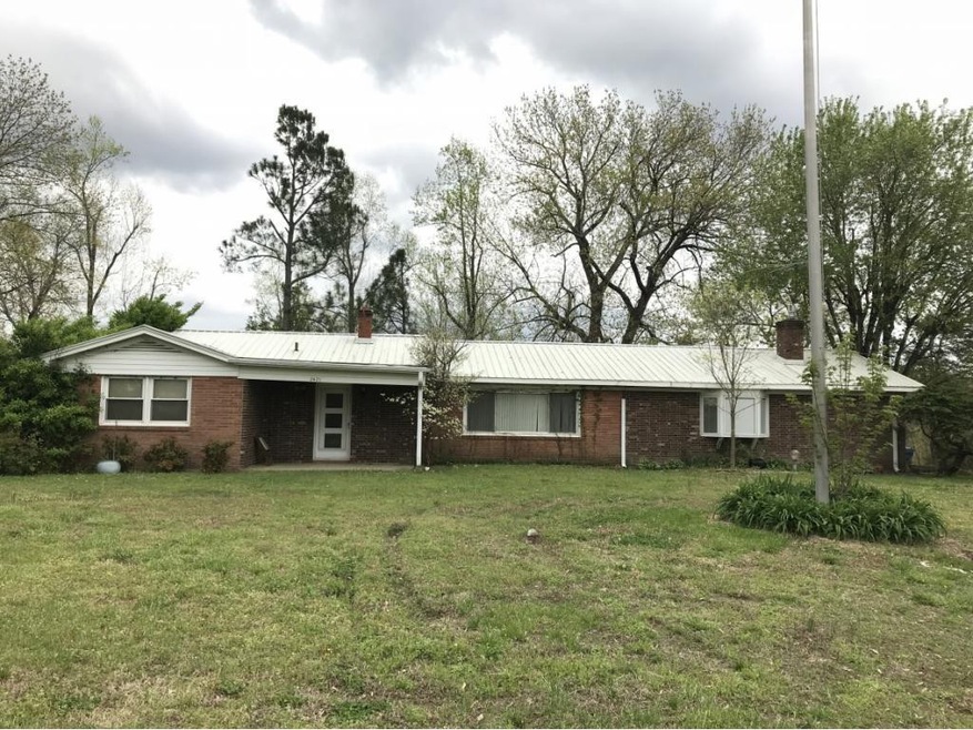 2421 Kivett Dr, Greensboro, NC 27406 - photo 1