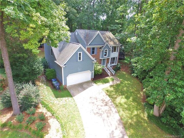 8609 Doe Path Ln, Huntersville, NC 28078 - photo 1