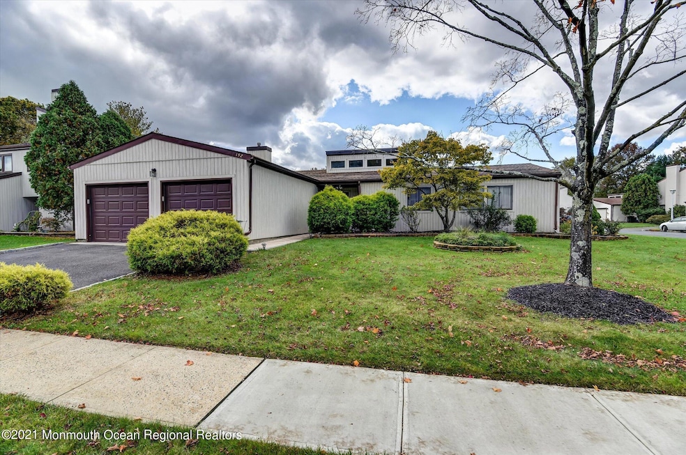 192 Community Cir, Old Bridge, NJ 08857 - photo 1
